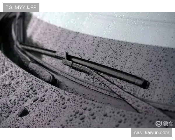 消息：多名老将开始使用嵌入传感器的智能护腿板，用于实时监测骨骼负荷与碰撞数据